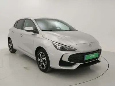 Nuevo MG MG3 Luxury 196 CV (144 kW) 2026 Plateado Utilitario