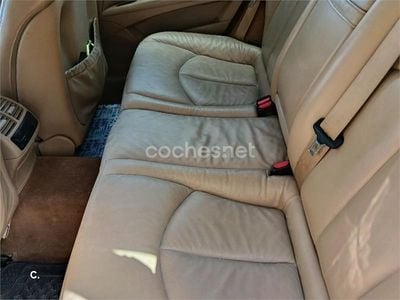 Mercedes E320