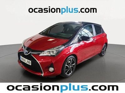 Usado Toyota Yaris Hybrid 100 CV (73 kW) 2016 Rojo Utilitario