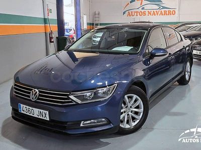 Usado VW Passat Advance 120 CV (88 kW) 2016 Azul Berlina