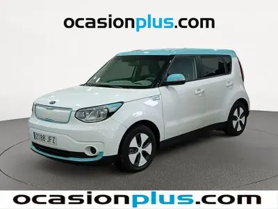 Usado Kia Soul EV 81 kW (111 CV) 2015 Snow white pearl + electronic blue SUV