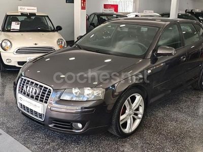 Gris / plata Usado 2006 Audi A3 Ambition Berlina | 6990 € (Precio justo)