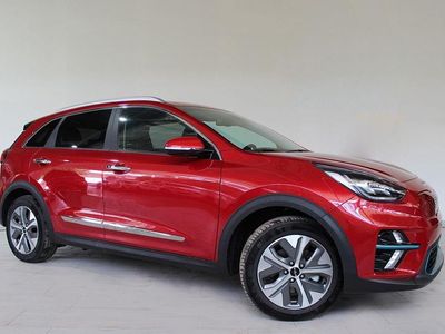 Rojo Usado 2022 Kia Niro SUV | 25.490 € (Caro)