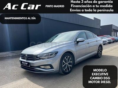 Usado VW Passat Executive 120 CV (88 kW) 2020 Gris / plata Berlina