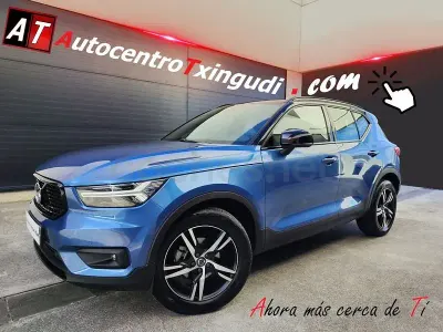 Usado Volvo XC40 R-Design 163 CV (119 kW) 2020 Azul SUV