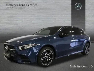 Usado Mercedes A250 AMG line 219 CV (161 kW) 2020 Azul Berlina