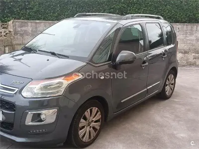 Usado Citroën C3 Picasso Attraction 92 CV (67 kW) 2014 Negro Monovolumen