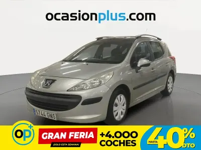 Usado Peugeot 207 90 CV (66 kW) 2009 Gris Familiar