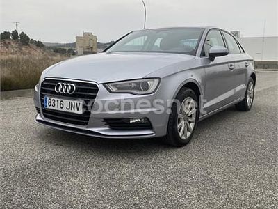 Usado Audi A3 Advanced 110 CV (80 kW) 2016 Gris / plata Berlina