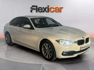 Usado BMW 318 136 CV (100 kW) 2018 Blanco Berlina