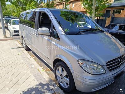 Usado Mercedes Viano 150 CV (110 kW) 2010 Gris / plata Monovolumen