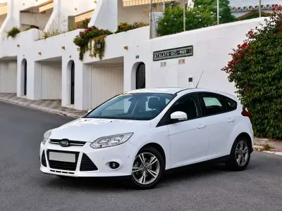 Usado Ford Focus Titanium 116 CV (85 kW) 2014 Blanco Utilitario