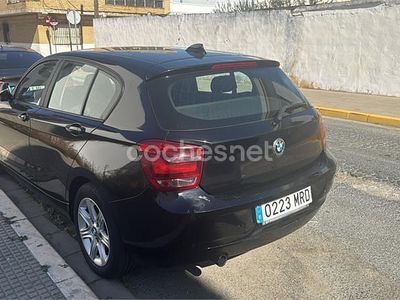 Usado BMW 116 116 CV (85 kW) 2013 Negro Utilitario