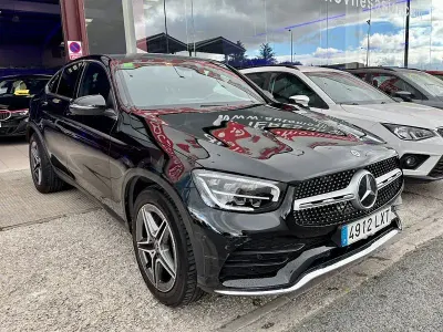 Usado Mercedes GLC220 194 CV (142 kW) 2022 Negro Coupe
