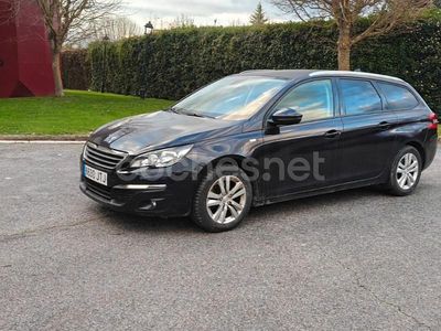 Usado Peugeot 308 SW Active 130 CV (95 kW) 2016 Azul Familiar