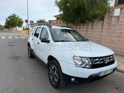Usado Dacia Duster Ambiance 109 CV (80 kW) 2017 Blanco SUV