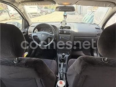 Usado Opel Astra 100 CV (73 kW) 1998 Verde Berlina
