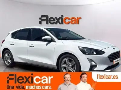 Usado Ford Focus Trend 95 CV (69 kW) 2019 Blanco Berlina