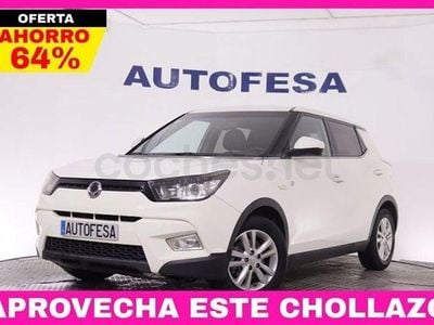 Usado Ssangyong (KGM) Tivoli 115 CV (84 kW) 2015 Blanco SUV