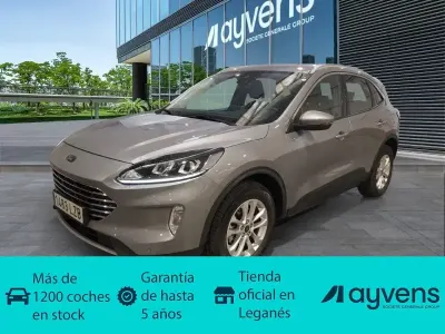 Usado Ford Kuga Titanium 190 CV (139 kW) 2022 Blanco SUV