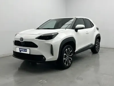 Usado Toyota Yaris Cross Active 116 CV (85 kW) 2022 Blanco SUV