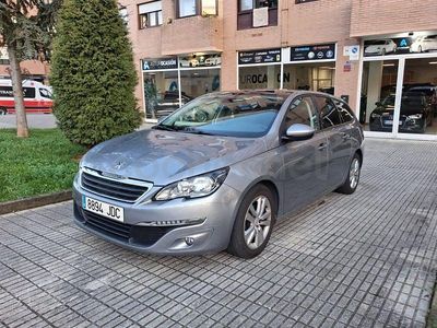 Usado Peugeot 308 SW Active 120 CV (88 kW) 2015 Gris / plata Familiar