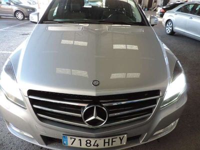 Mercedes R320