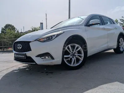 Usado Infiniti Q30