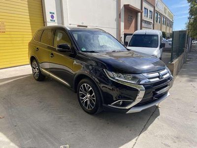 Negro Usado 2017 Mitsubishi Outlander SUV | 19.800 € (Caro)