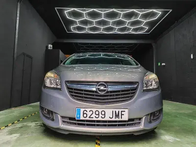 Usado Opel Meriva Selective 110 CV (80 kW) 2016 Gris / plata Monovolumen