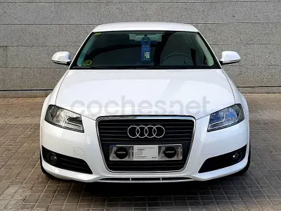 Usado Audi A3 Attraction 105 CV (77 kW) 2010 Blanco Utilitario