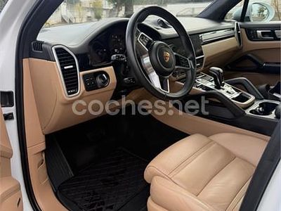 Blanco Usado 2023 Porsche Cayenne Platinum Edition SUV | 72.990 € (Super precio)