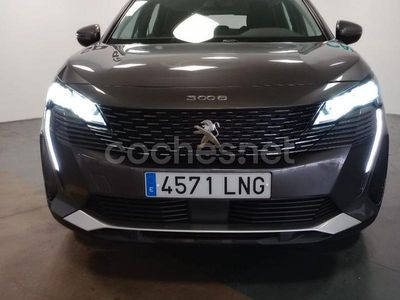 Usado Peugeot 3008 Active 130 CV (95 kW) 2021 Gris / plata SUV