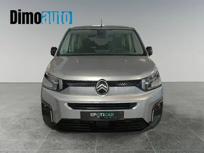 Usado Citroën Berlingo 130 CV (95 kW) 2025 Gris Monovolumen