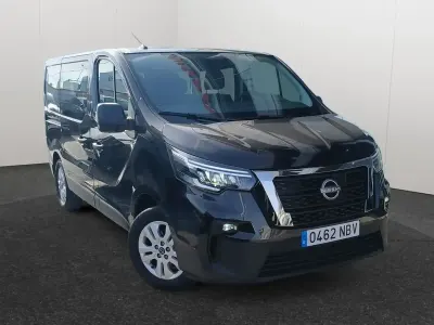 Usado Nissan Primastar N-Connecta 110 CV (80 kW) 2025 Negro Monovolumen