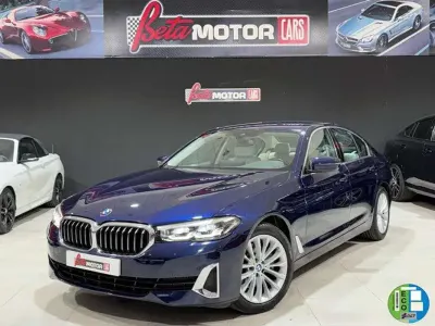 Usado BMW 520 Comfort Edition 190 CV (139 kW) 2021 Azul Berlina