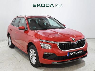 Usado Skoda Kamiq Selection 115 CV (84 kW) 2025 Rojo SUV