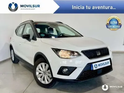 Usado Seat Arona Style 110 CV (80 kW) 2021 Blanco SUV