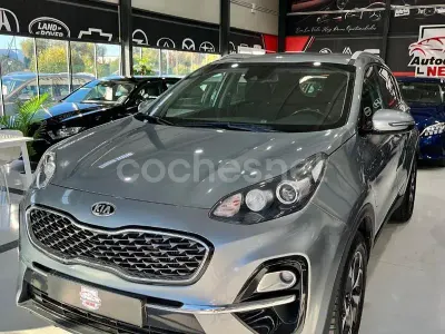 Usado Kia Sportage 136 CV (100 kW) 2019 Azul SUV