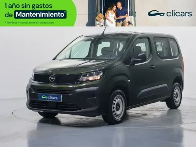 Usado Opel Combo Edition 100 CV (73 kW) 2025 Verde Monovolumen