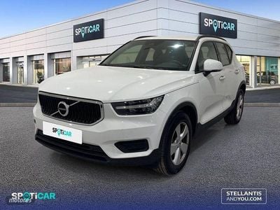 Blanco Usado 2021 Volvo XC40 Momentum SUV | 22.990 € (Precio justo)
