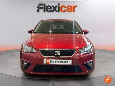 Käytetty Seat Ibiza CONNECT 75 HP (55 kW) 2017 Punainen Sedan