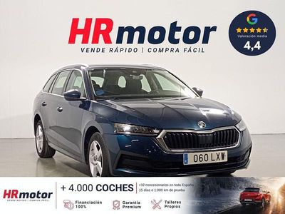 Usado Skoda Octavia Ambition 204 CV (150 kW) 2022 Azul Familiar