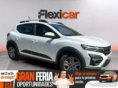 Usado Dacia Sandero Expression 101 HP (74 kW) 2022 Branco