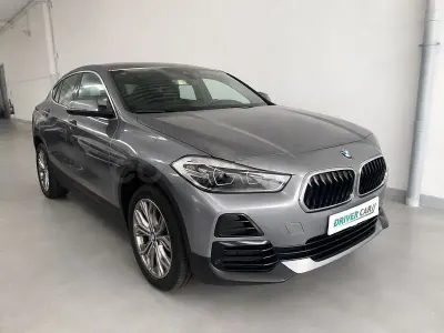 Usado BMW X2 Comfort Edition 220 CV (161 kW) 2021 Gris / plata SUV