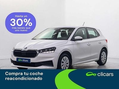 Usado Skoda Fabia Active 80 CV (58 kW) 2022 Blanco Utilitario