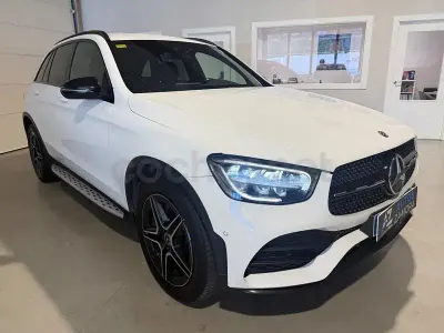 Usado Mercedes GLC220 194 CV (142 kW) 2021 Blanco SUV