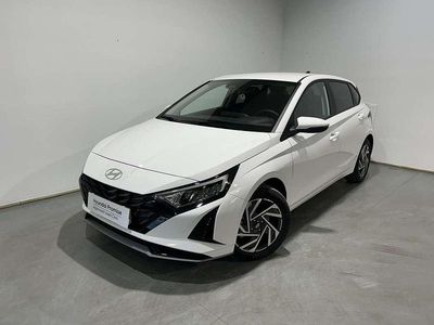 Ny Hyundai i20 101 HK (74 kW) 2025 Vit Halvkombi