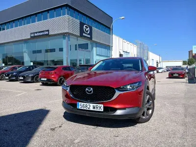Usado Mazda CX-30 Exclusive-Line 186 CV (136 kW) 2024 Granate SUV