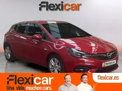 Usado Opel Astra 110 HP (80 kW) 2020 Vermelho Sedan